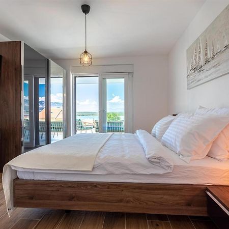 Villa Manhattan Dobrinj Extérieur photo