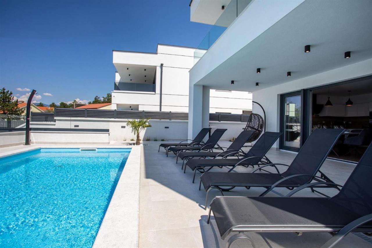 Villa Manhattan Dobrinj Extérieur photo
