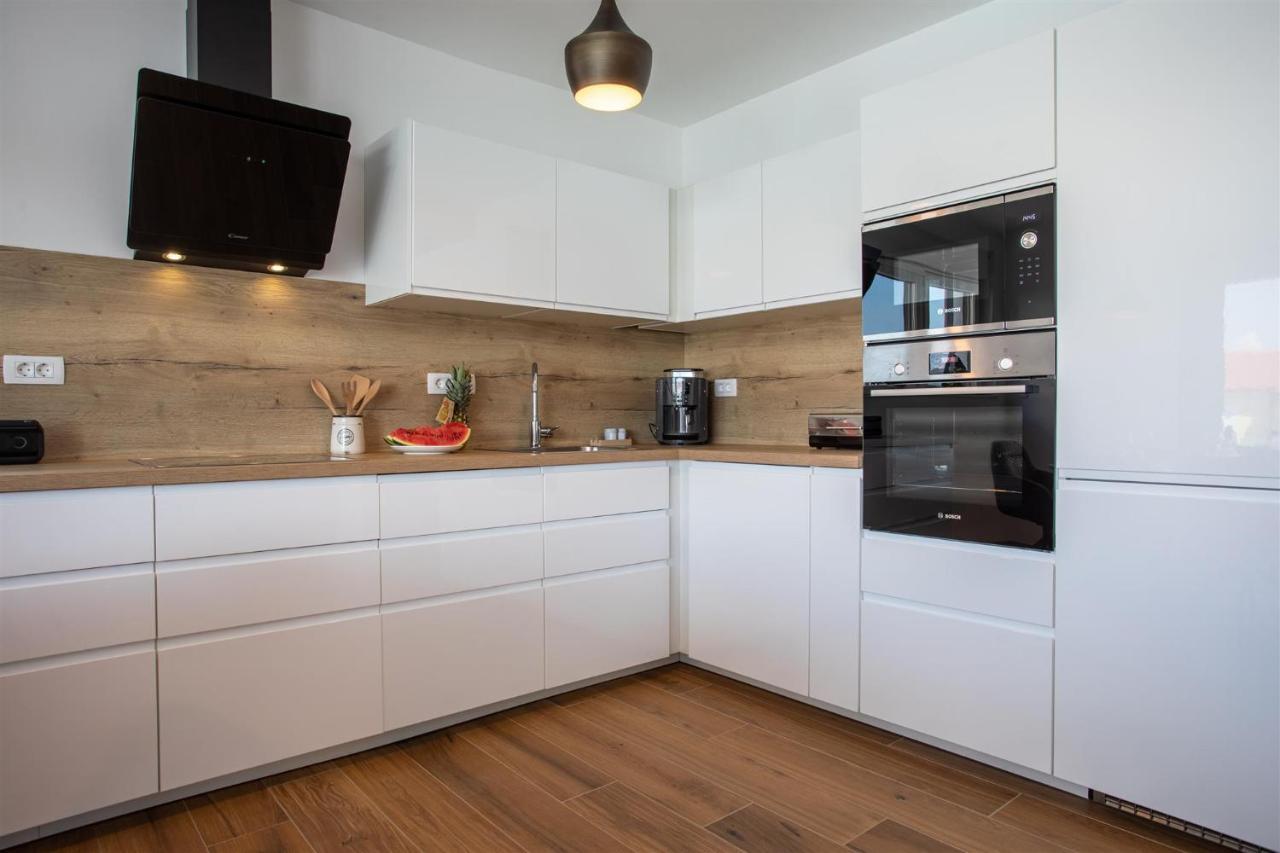 Villa Manhattan Dobrinj Extérieur photo